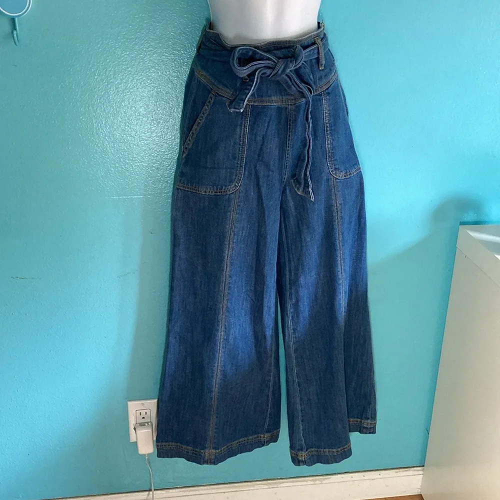 Pilcro Anthropologie Size 26 Women’s Wide Leg Crop Denim Pants Jeans